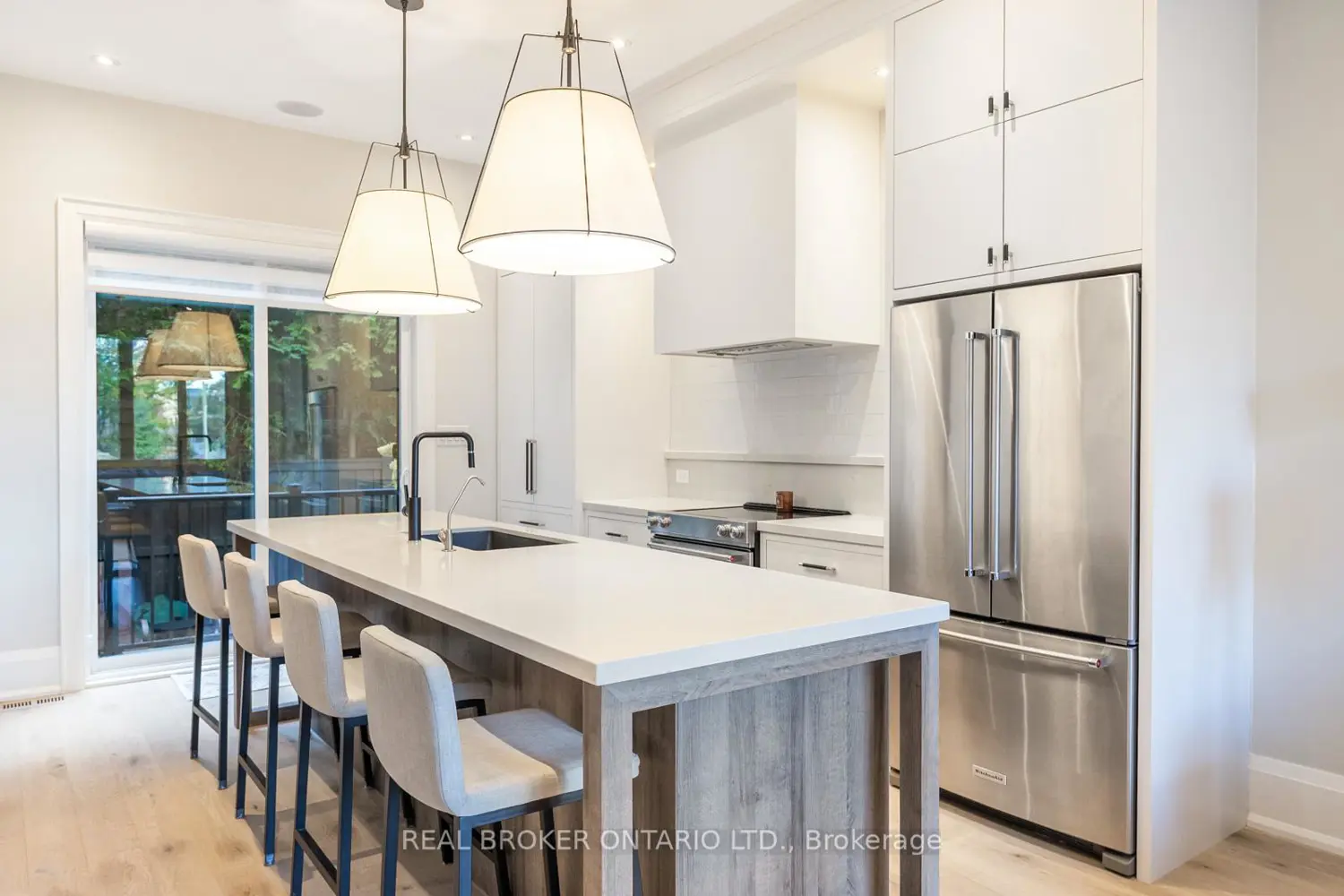 Additional image 11 of 172&174 Victoria Street