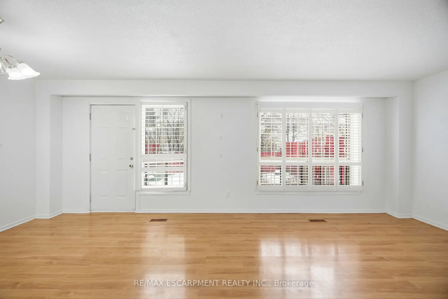 Additional image 7 of 25 Gosford Boulevard 24