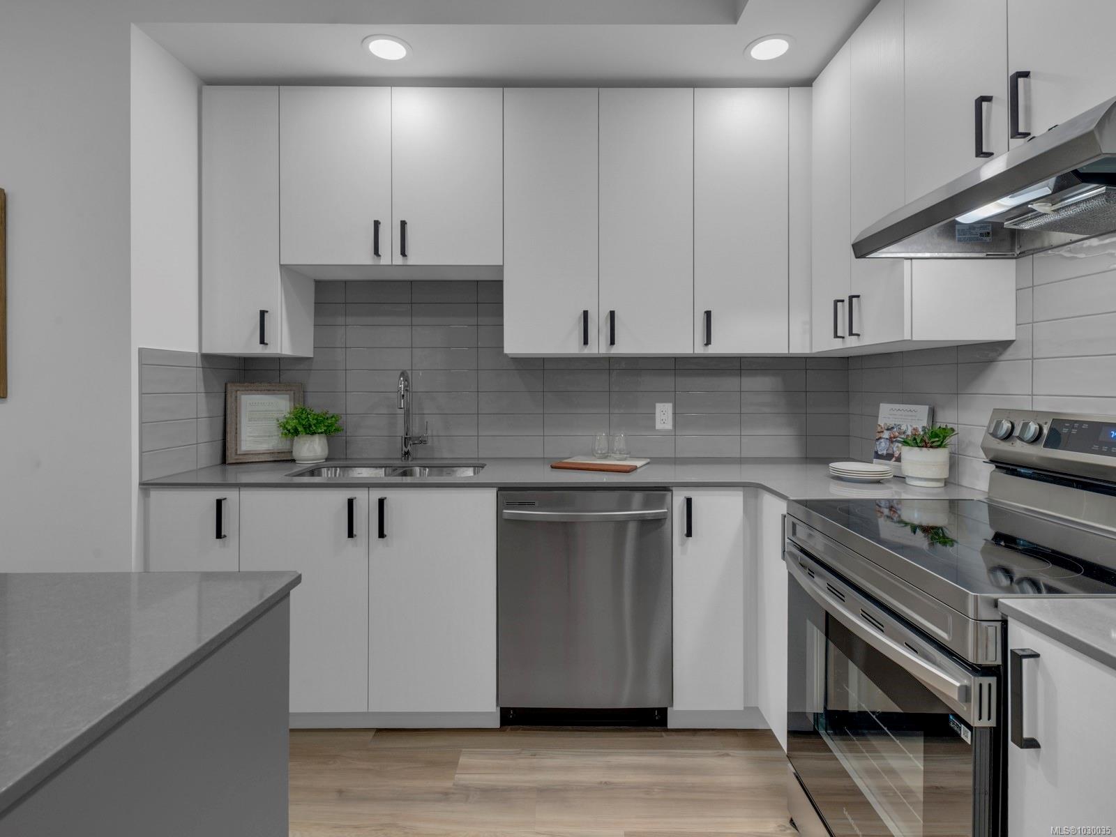Additional image 6 of 311-2390 City Gate Boulevard, Langford, BC, V9B 7E8