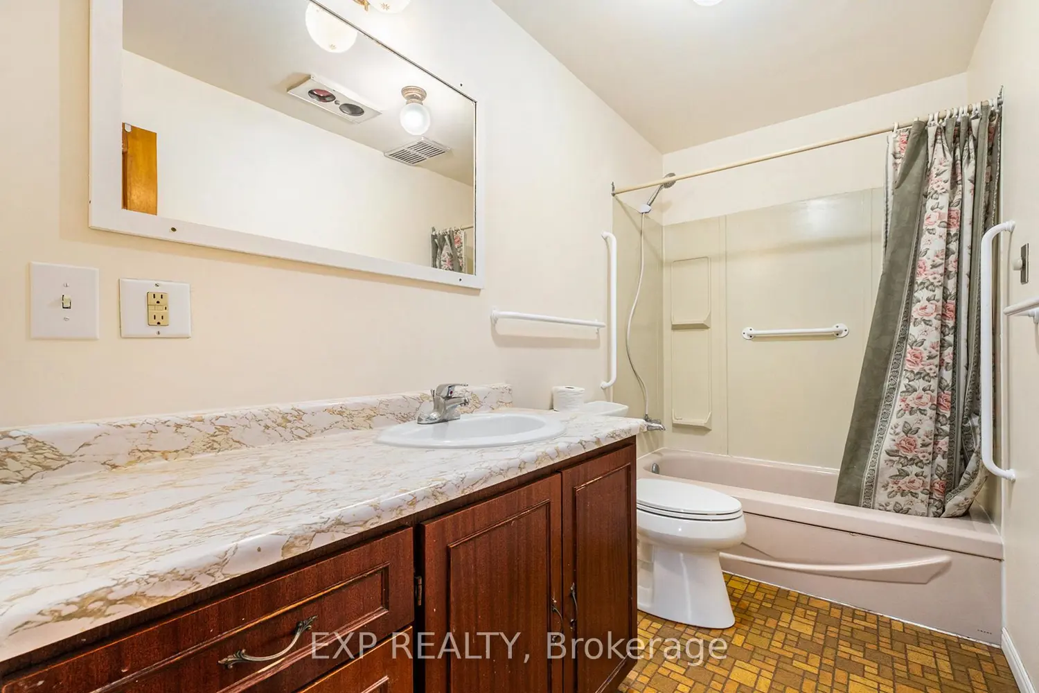 Additional image 7 of 18873 Kenyon Concession 5 Road