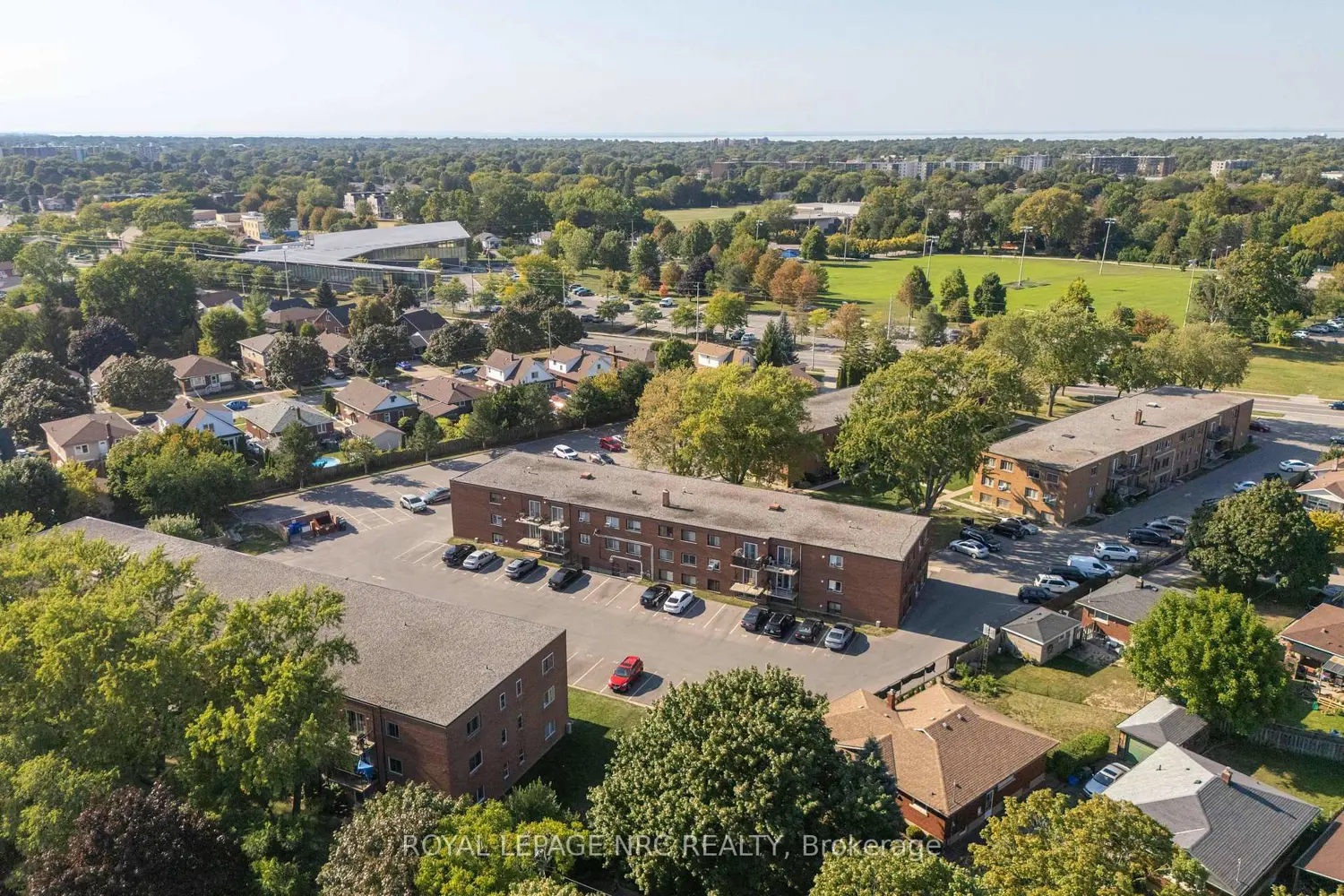 Additional image 14 of 456 Carlton Street 34