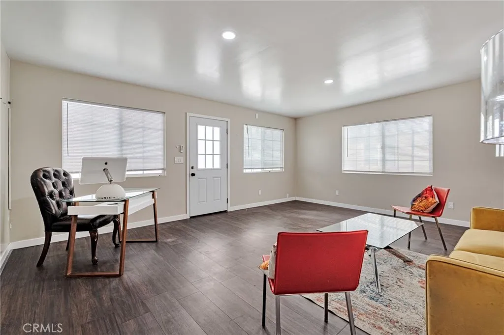 Additional image 70 of 70 W Claremont St, Pasadena, CA 91103