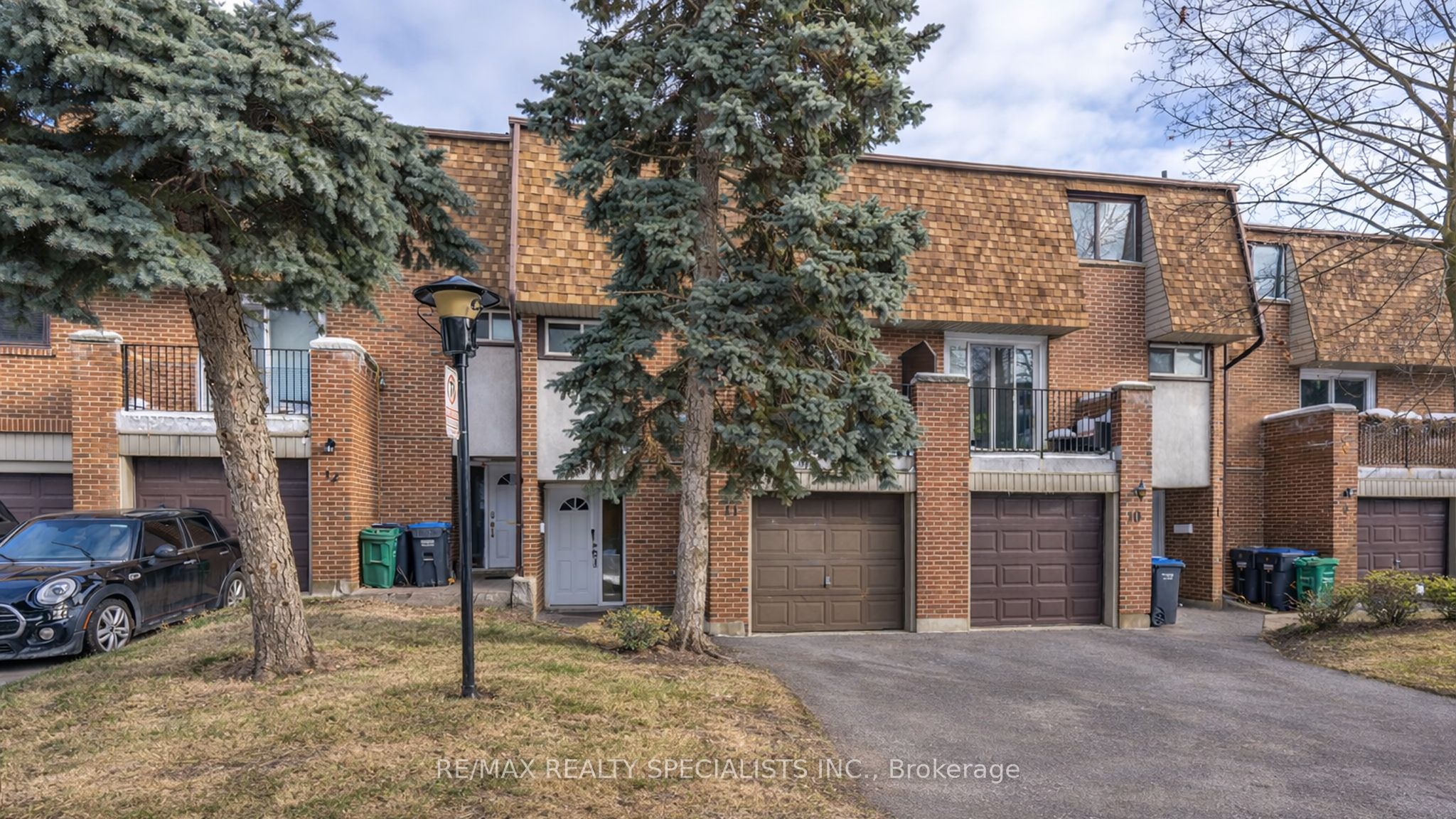 Additional image 2 of 11-1051 Cedarglen Gate, Mississauga, ON, L5C 3A7