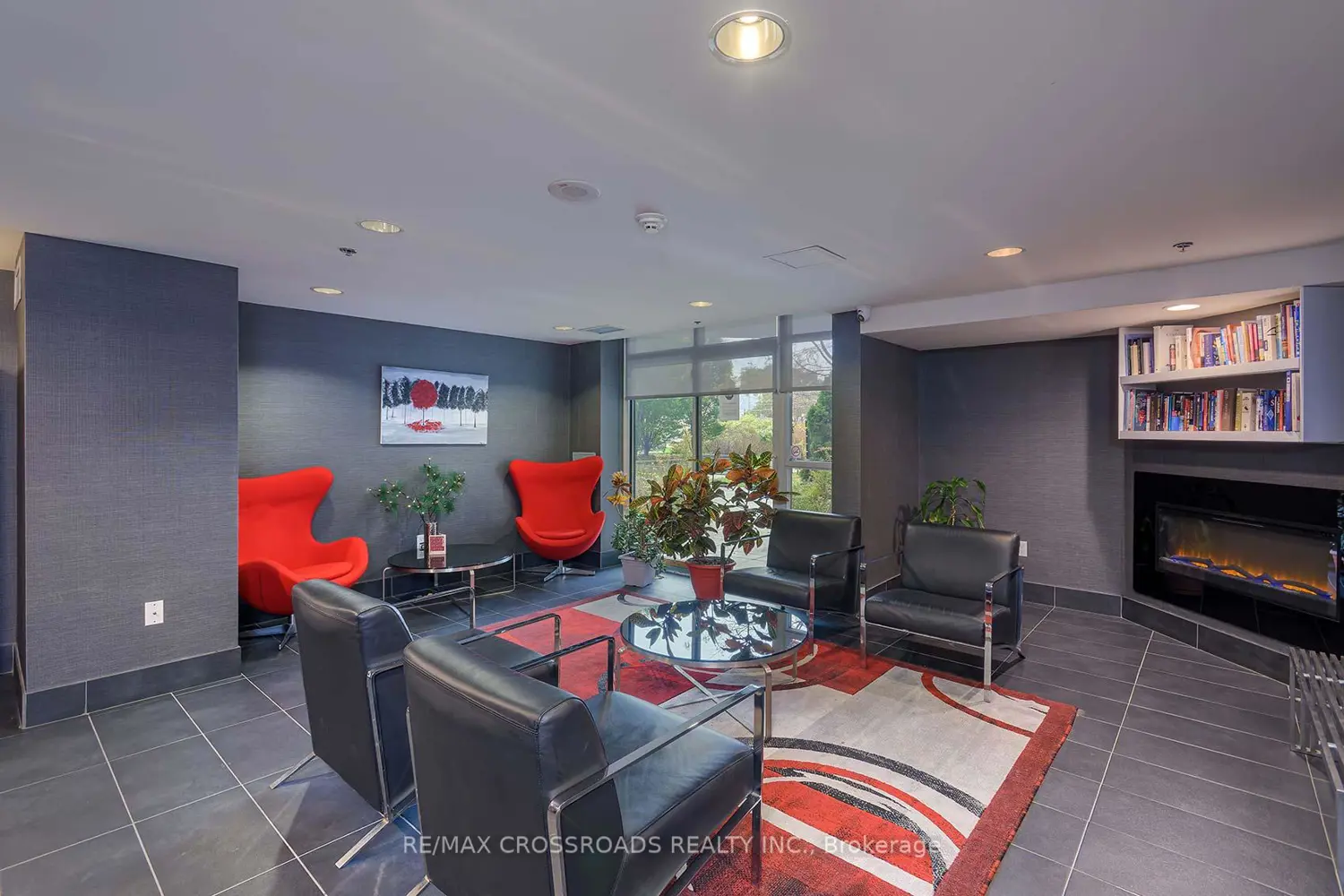 Additional image 7 of 812 Lansdowne Avenue 114