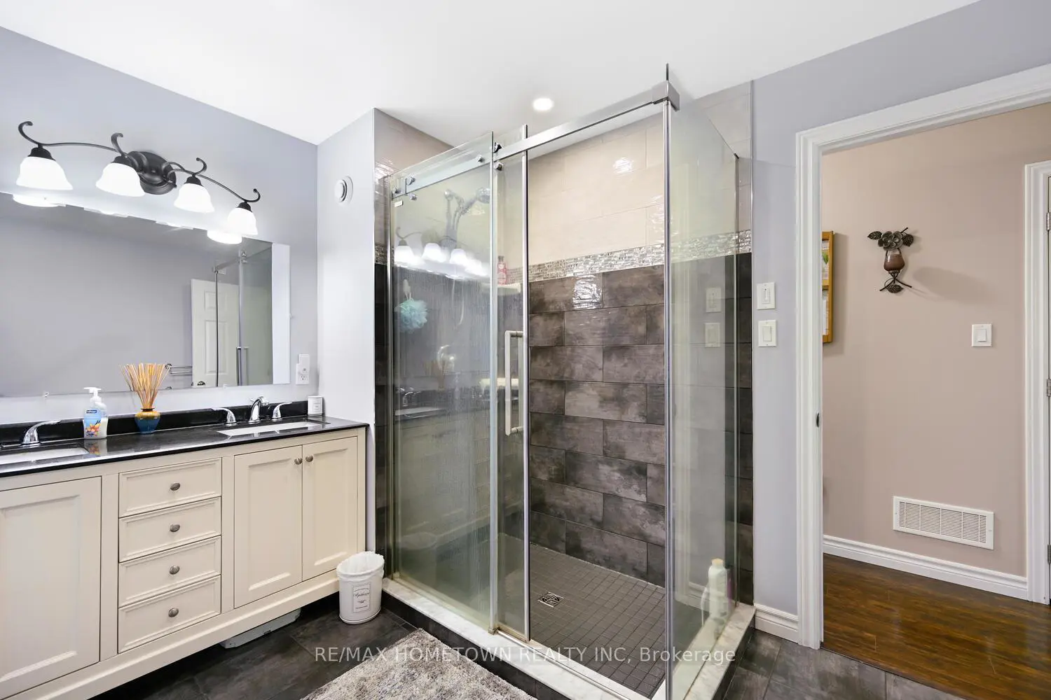 Additional image 8 of 2915 2Nd Concession