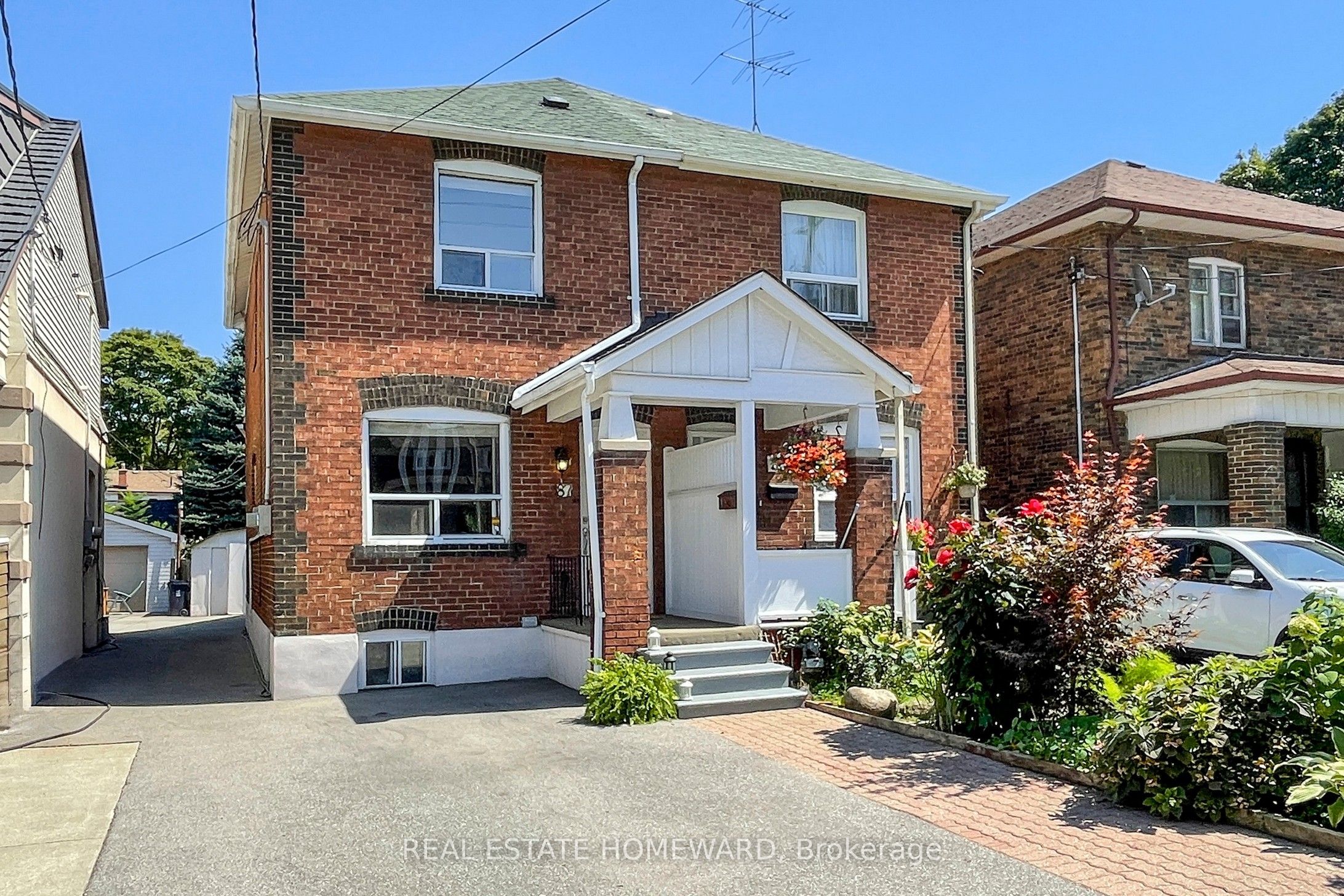 87 Guestville Avenue, Toronto, ON, M6N 4N5