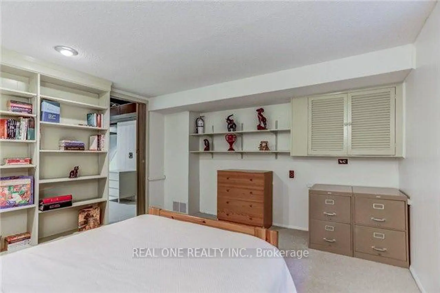 Additional image 17 of 1268 Lorne Park Road