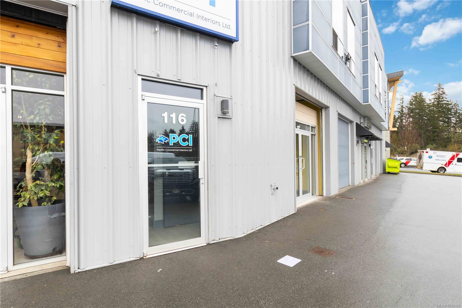 Additional image 2 of 116-2770 Leigh Road, Langford, BC, V9B 4G1