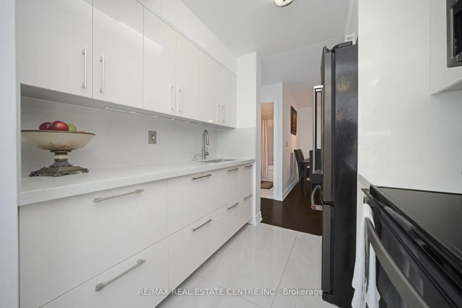 Additional image 9 of 1 Elm Drive 302