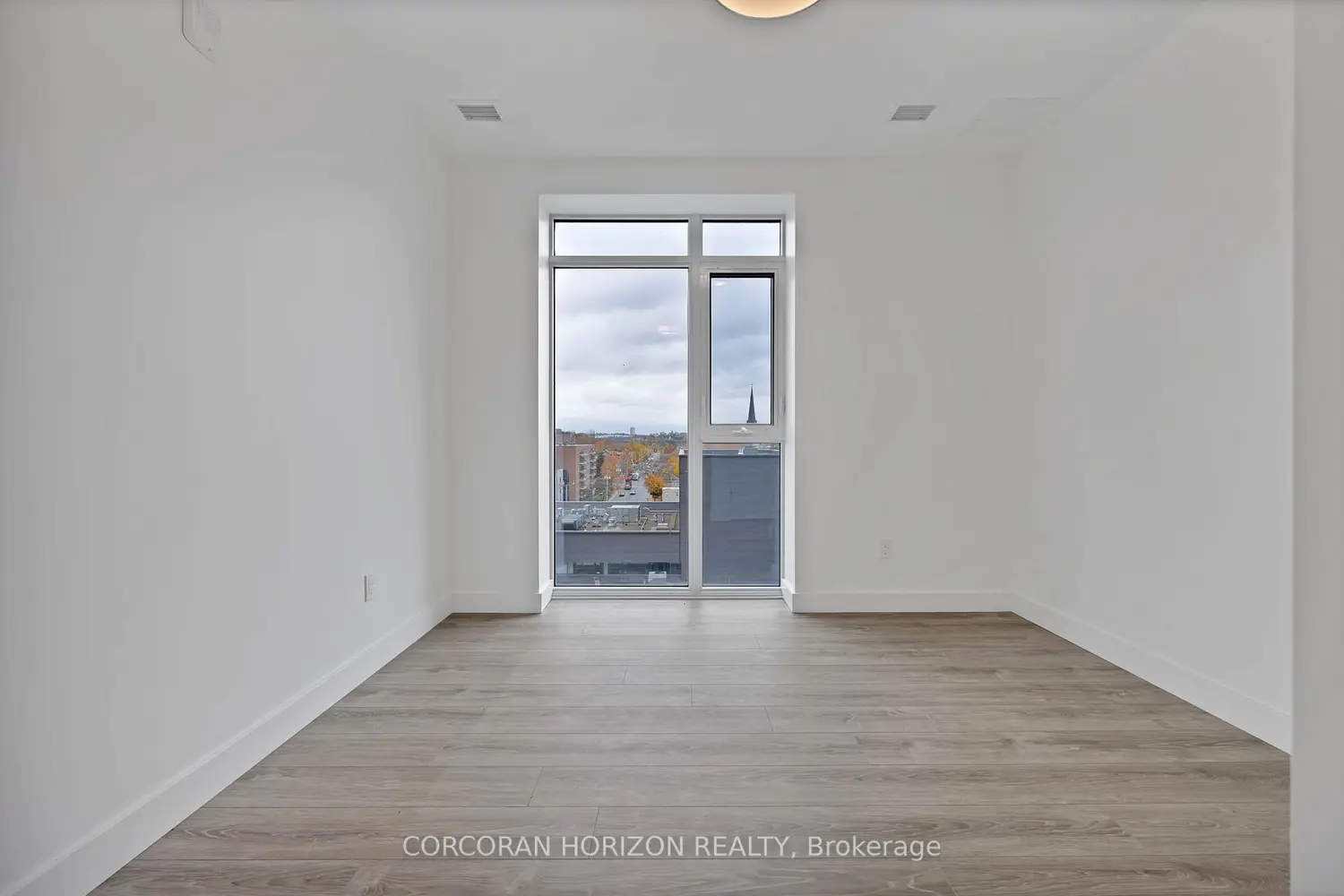 Additional image 5 of 50 Grand Avenue 901