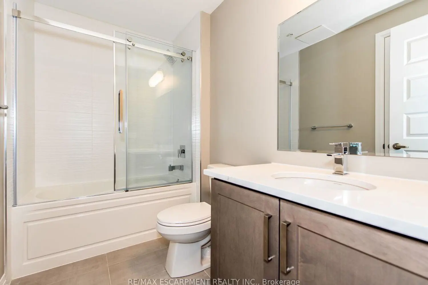 Additional image 13 of 1105 Leger Way 412