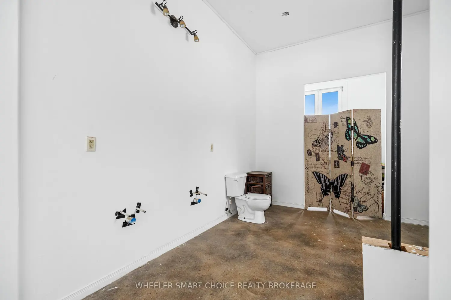 Additional image 10 of 11441 Levere Road