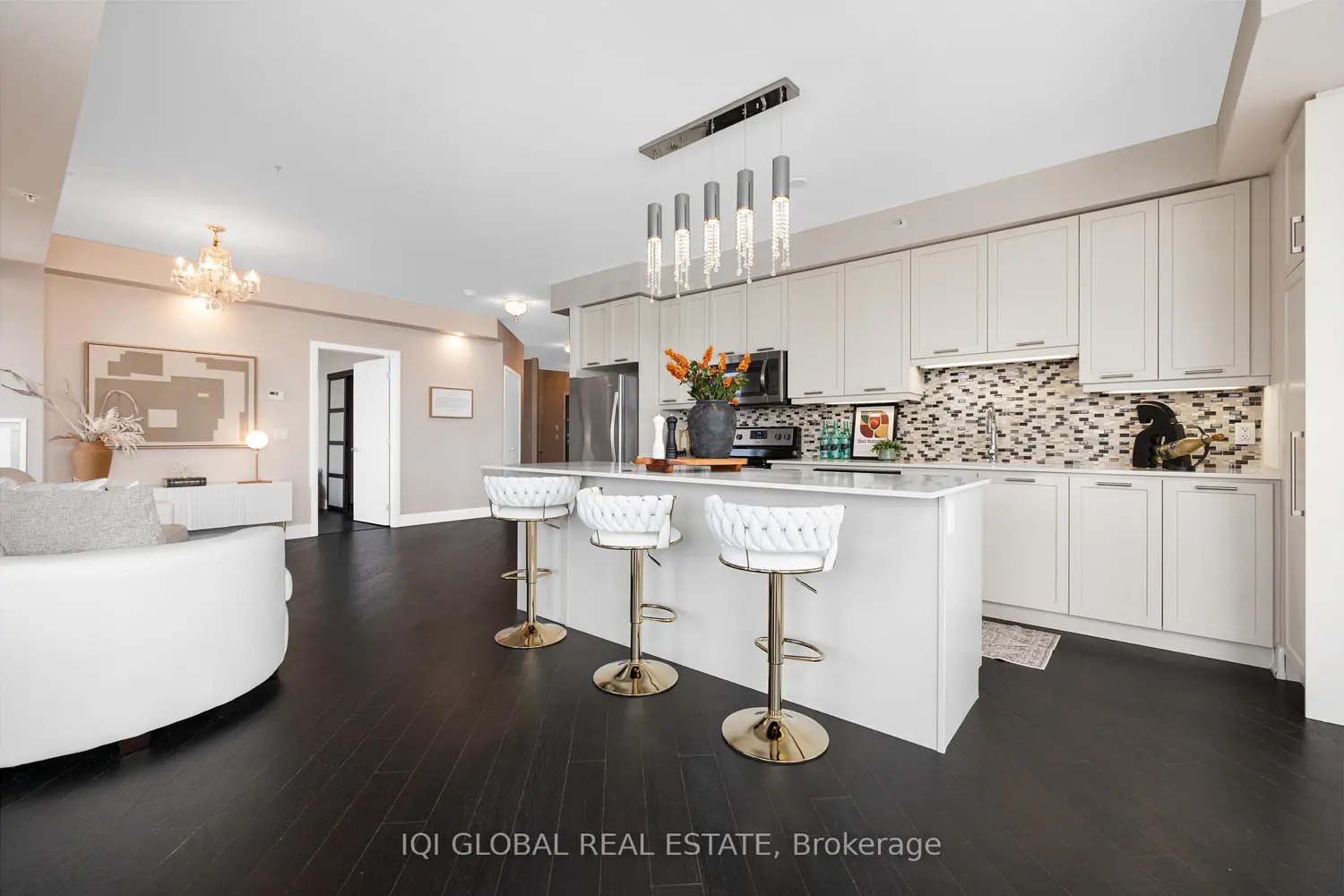 Additional image 11 of 2480 Prince Michael Drive 221