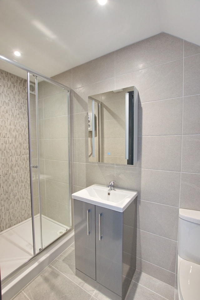 Additional image 4 of 1 Bed Flat, Stanningley Road, LS13, N1 7GU