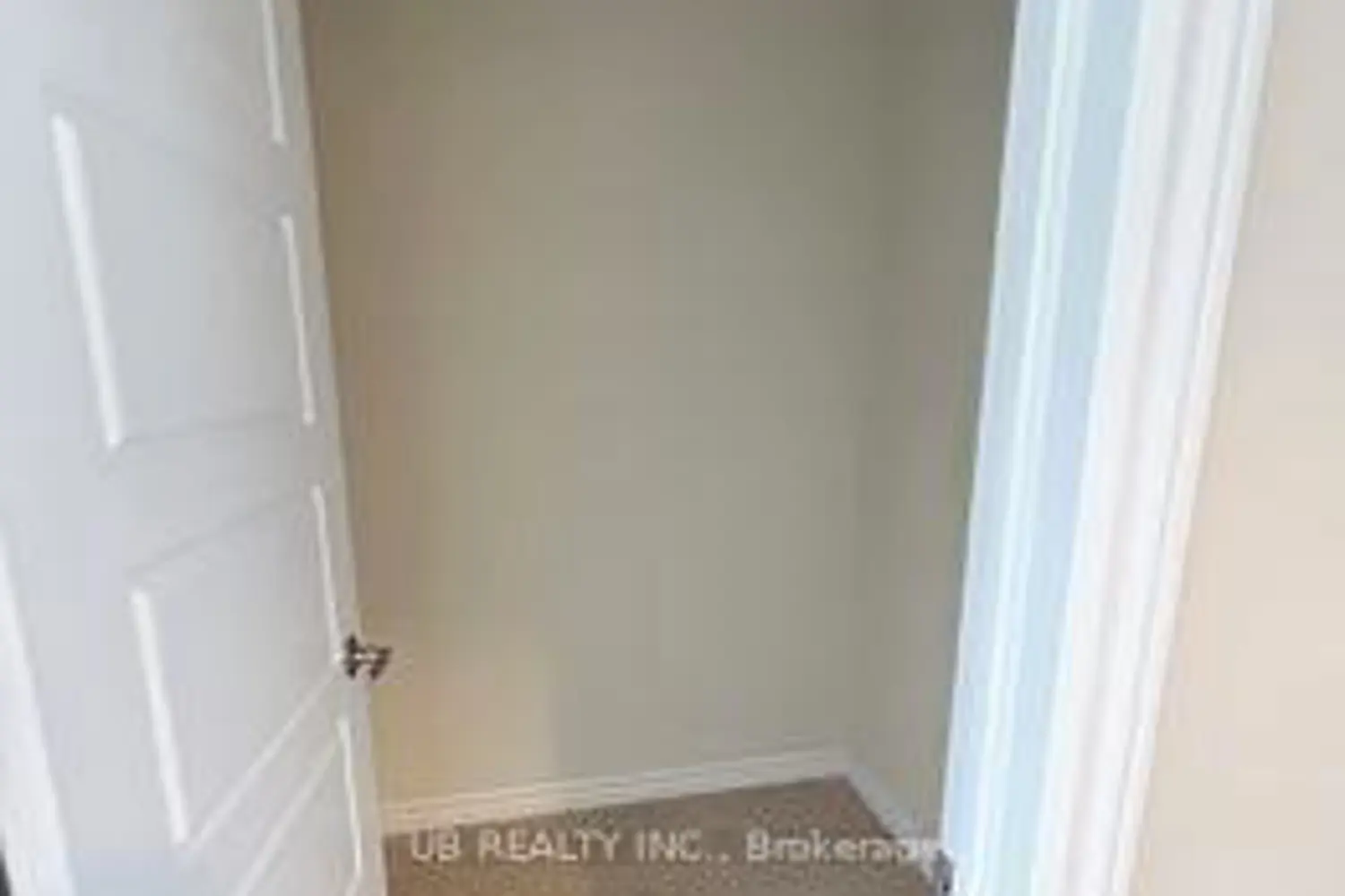 Additional image 14 of 381 Vanilla Trail