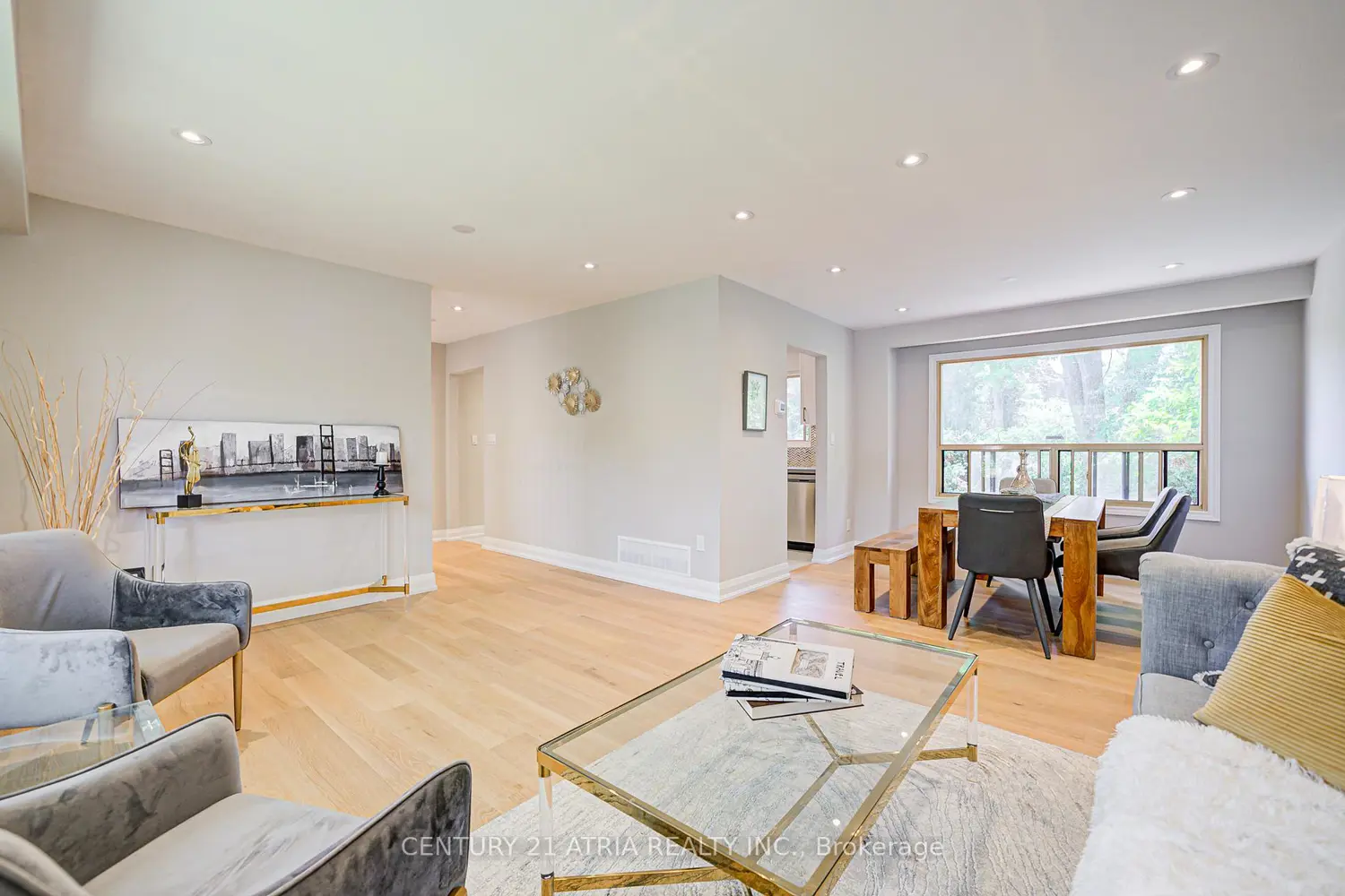 Additional image 6 of 190 Romfield Circuit