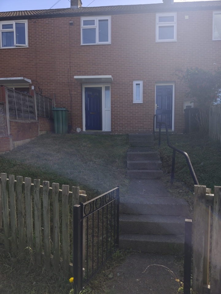 3 Bed Terraced House, Monkswood Hill, LS14, N1 7GU