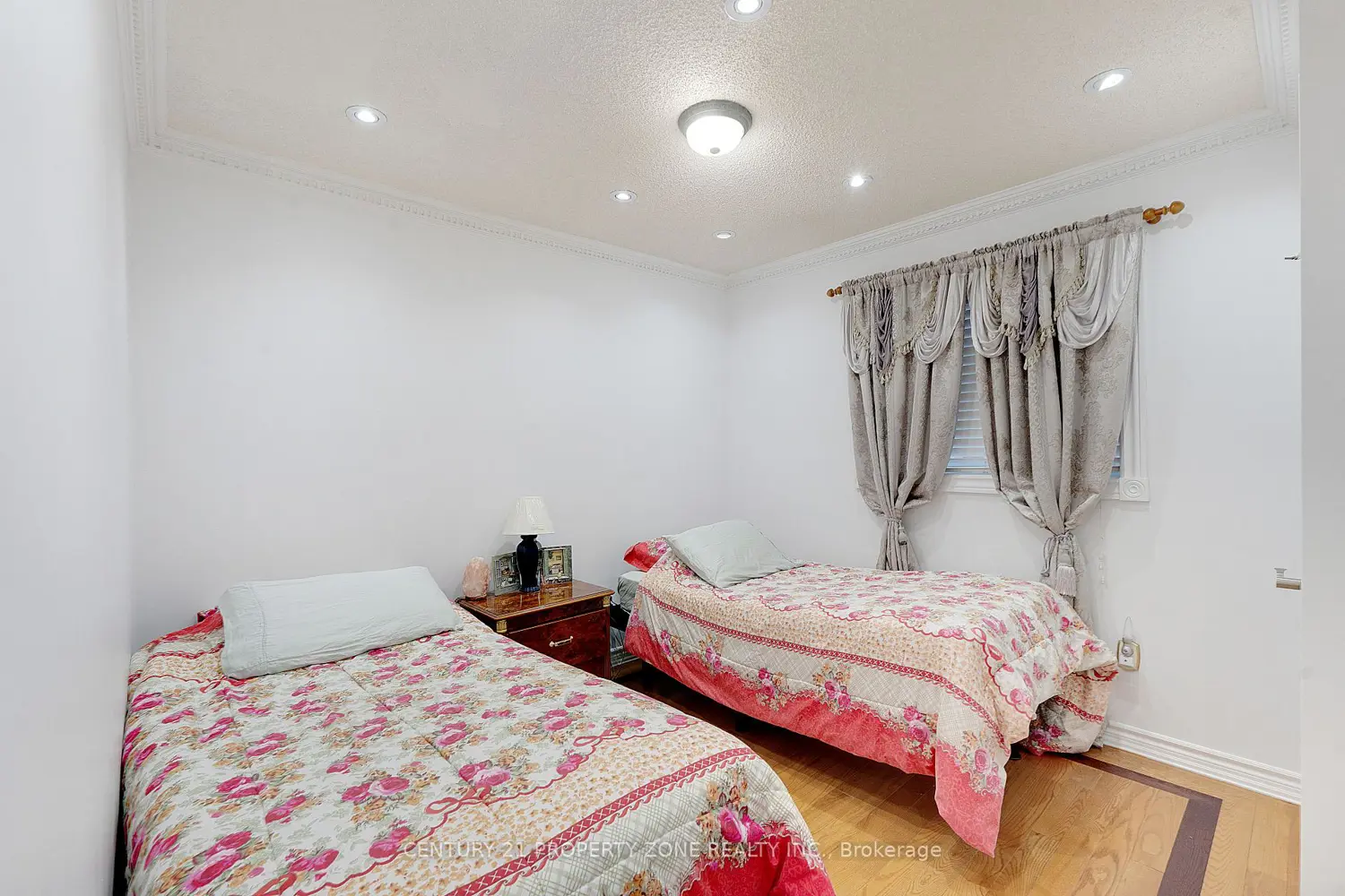 Additional image 10 of 2565 Scarth Court