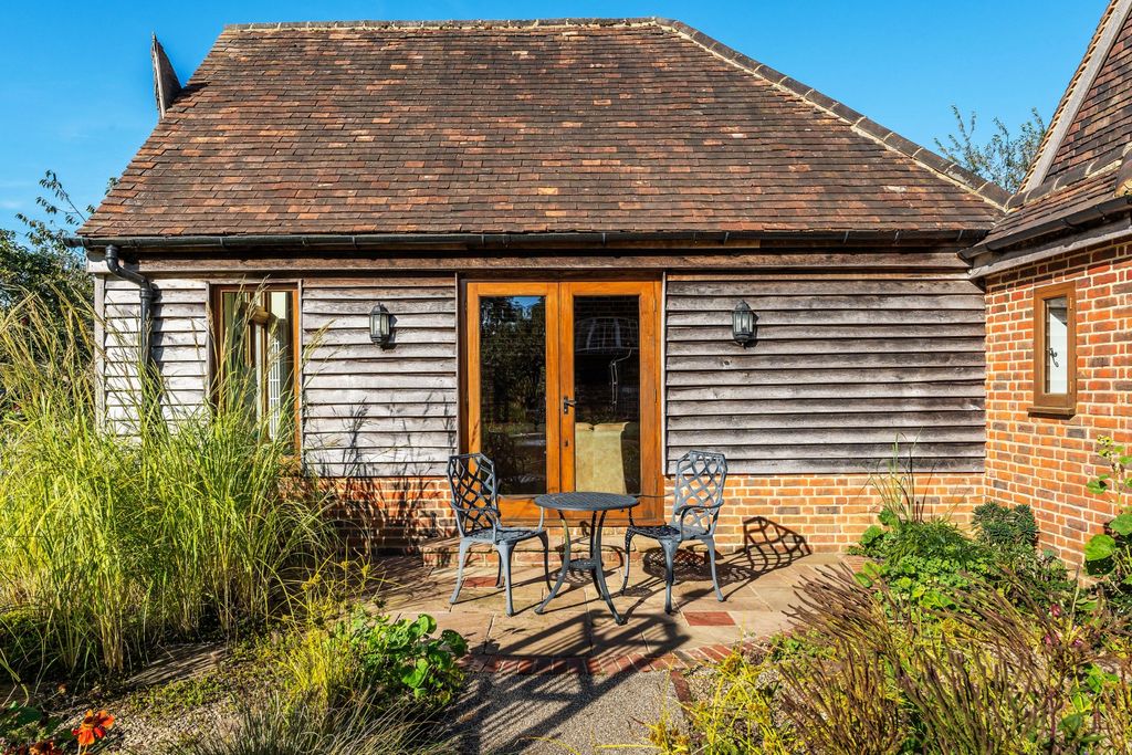 Additional image 69 of Land for saleNear Cranleigh, Surrey GU6