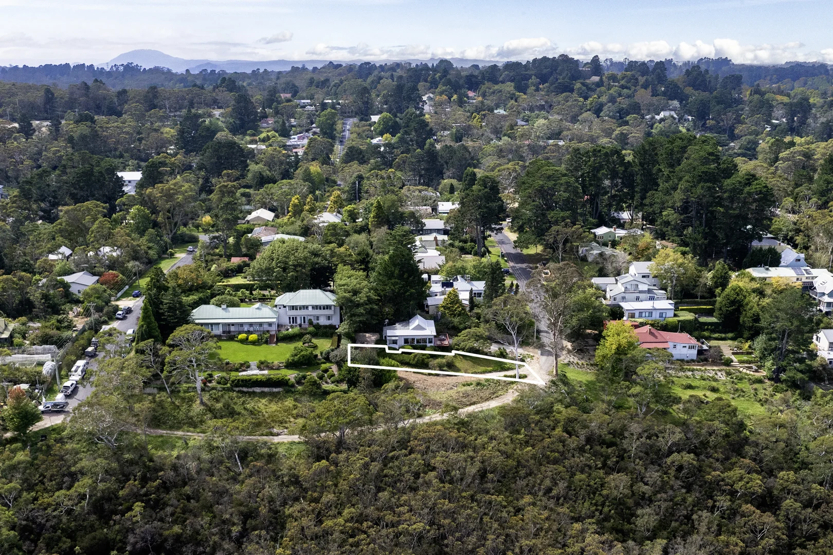 Additional image 5 of 27 Cecil Road, Blackheath NSW 2785