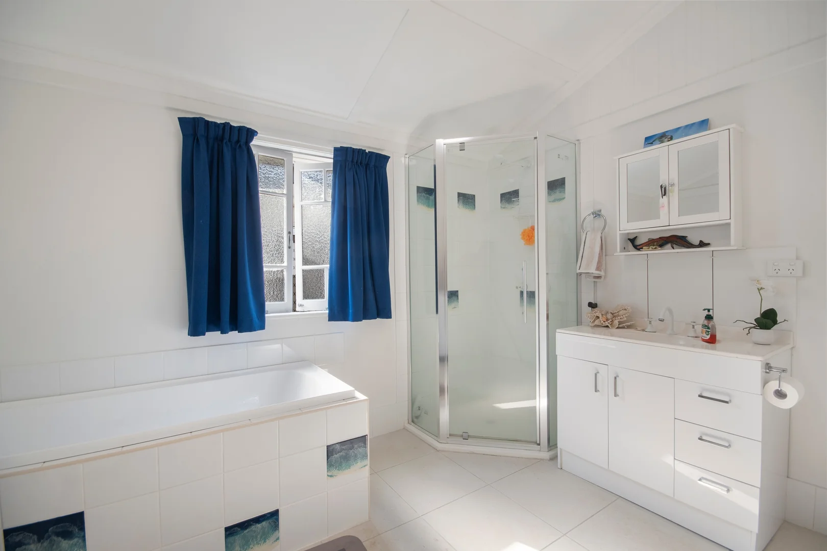Additional image 6 of 28 Somerset Street, Horseshoe Bay QLD 4819