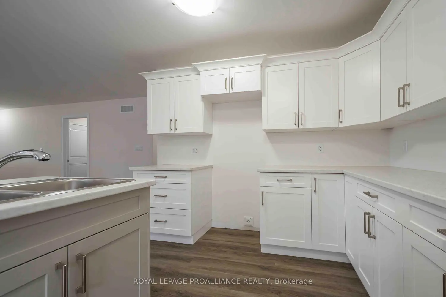Additional image 8 of 110 Farrington Crescent