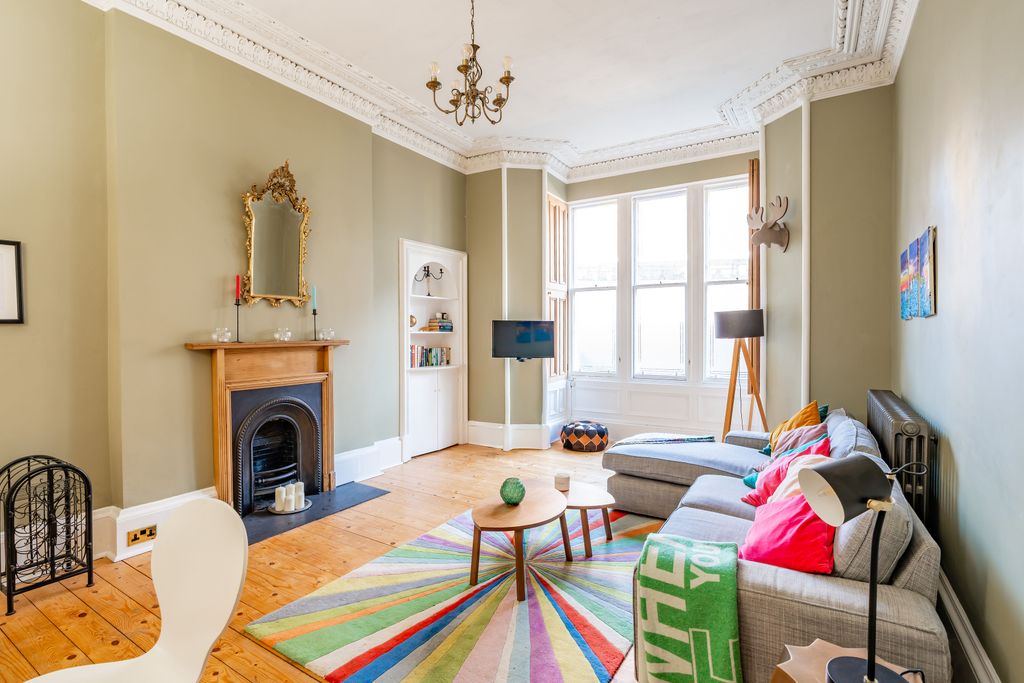 Additional image 3 of 3 bed flat for sale25/1 Marchmont Road, Marchmont, Edinburgh EH9