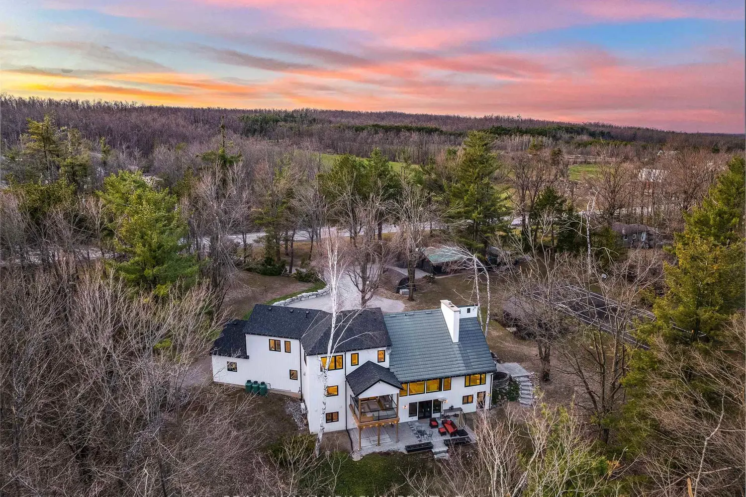 1359 Old Barrie Road