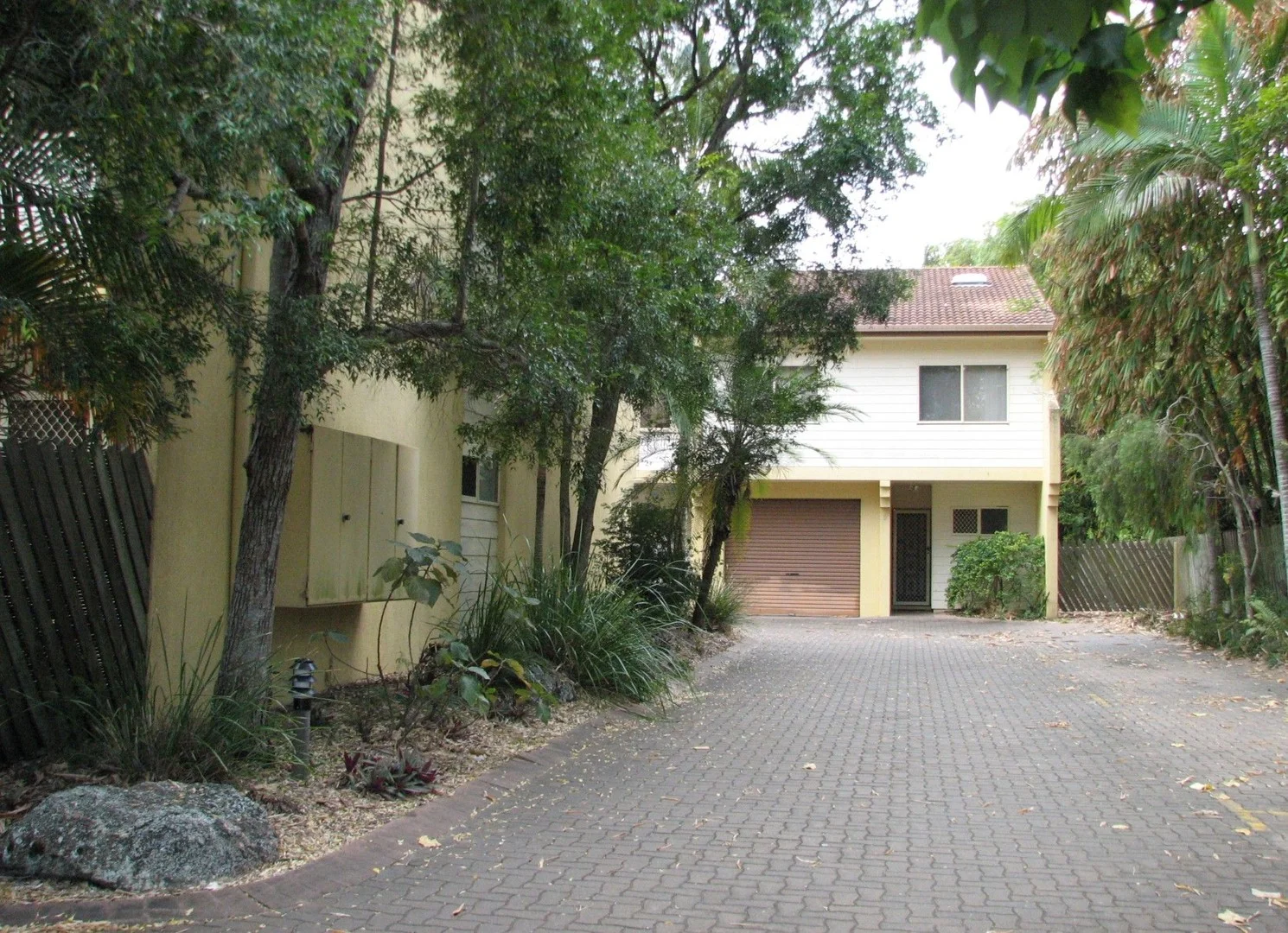 UNIT 3/16-18 Mckean Road, Scarness QLD 4655