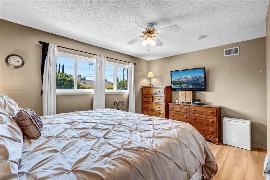 Additional image 18 of 23106 Baltar St, West Hills, CA 91304