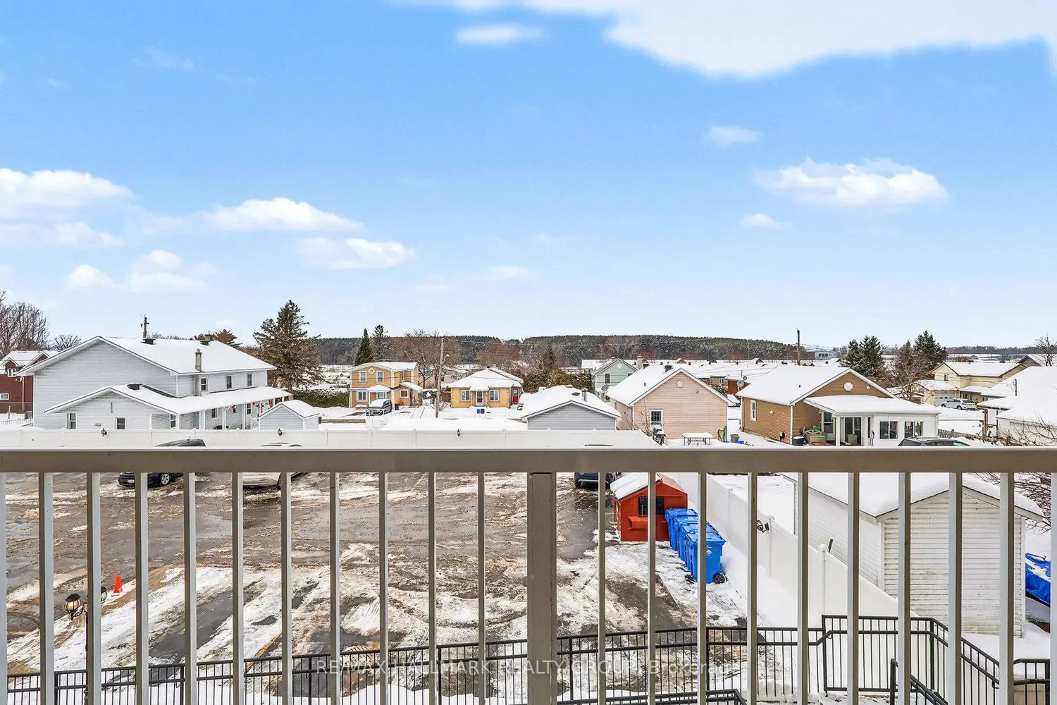 Additional image 15 of 1026 Laurier Street 208