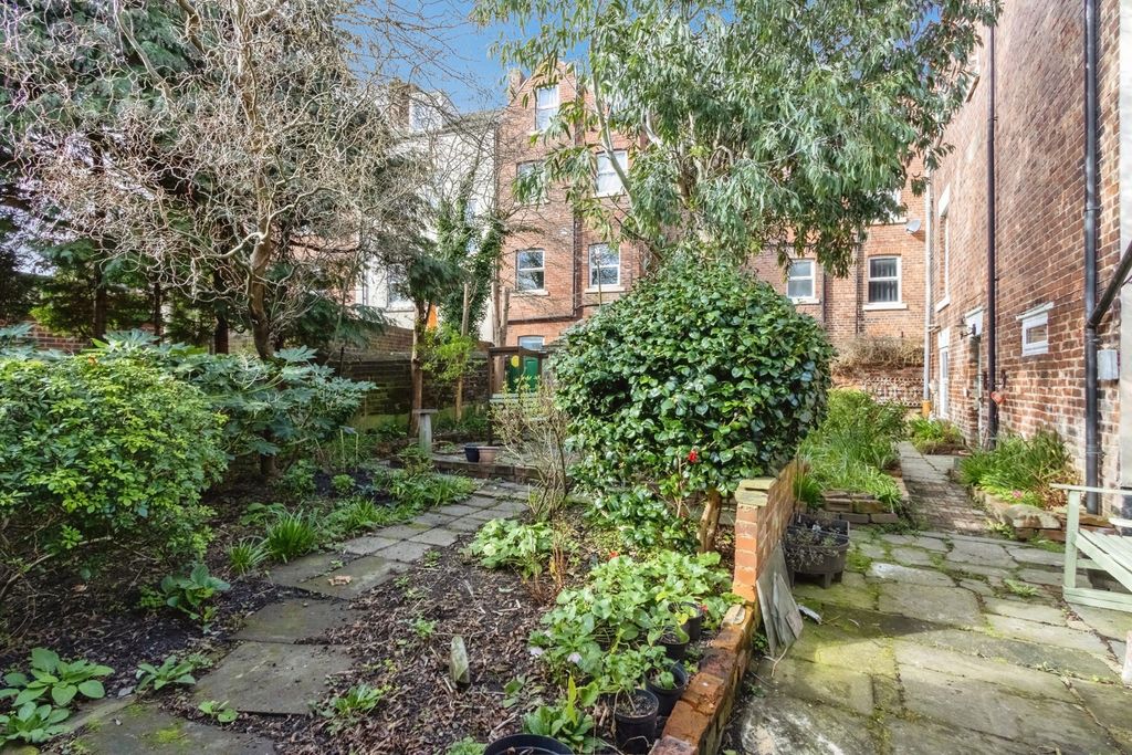 Additional image 15 of 4 bed detached house for saleCollege Grove, Wakefield, West Yorkshire WF1