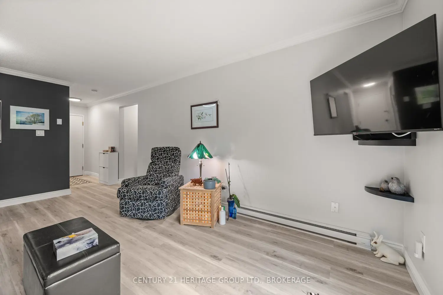 Additional image 13 of 573 Armstrong Road 114