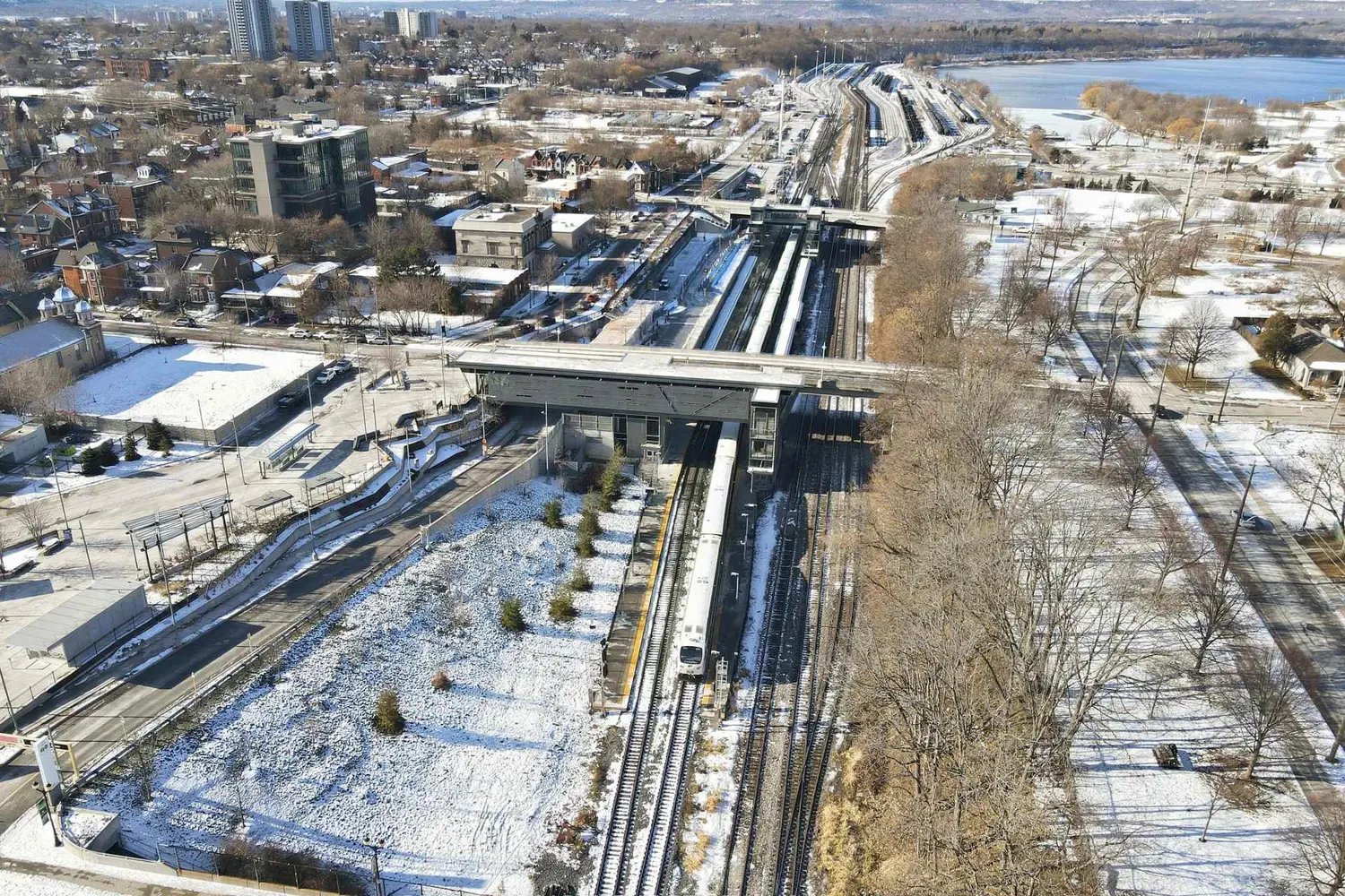 Additional image 20 of 81 Simcoe Street