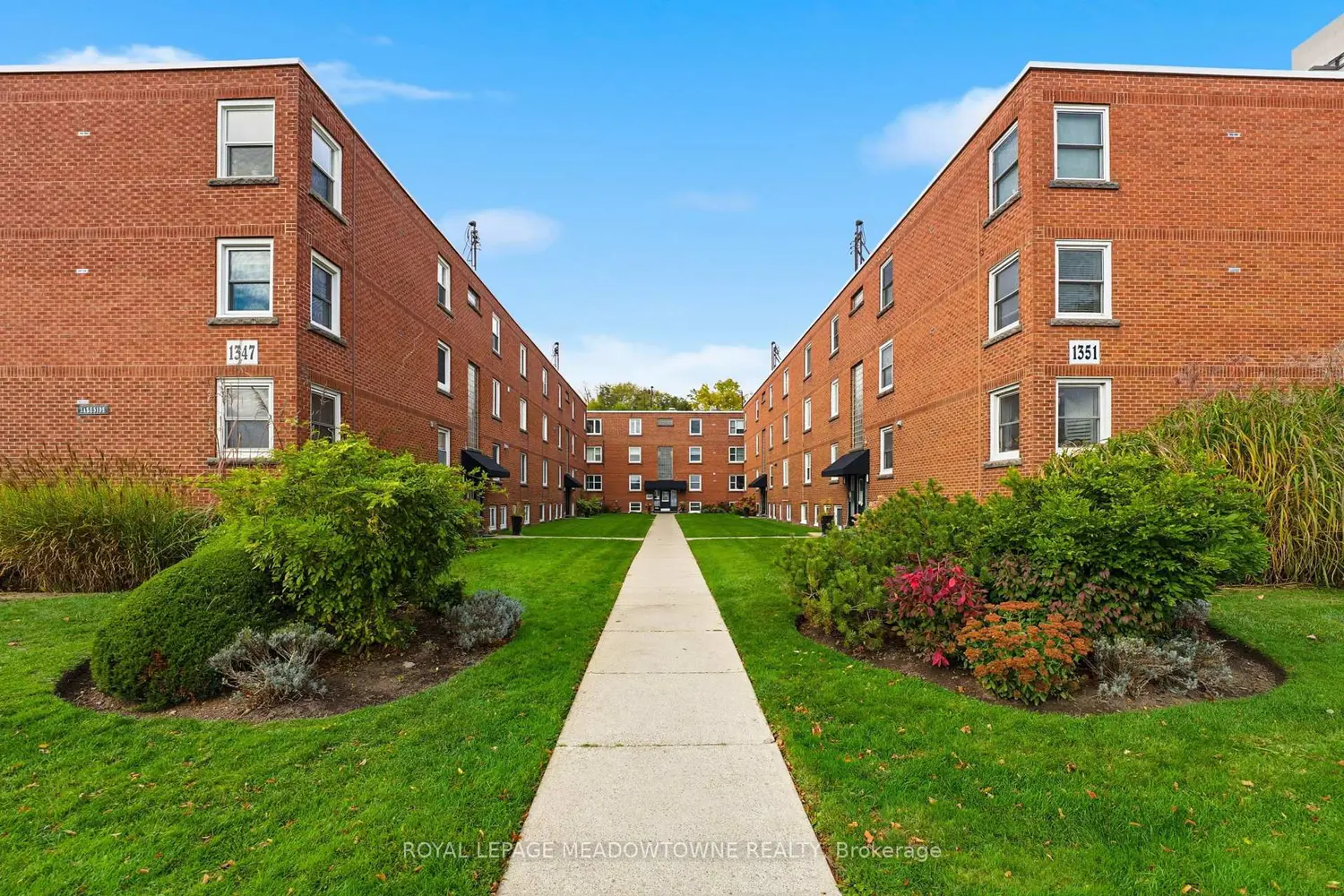 Additional image 8 of 1351 Lakeshore Road 15