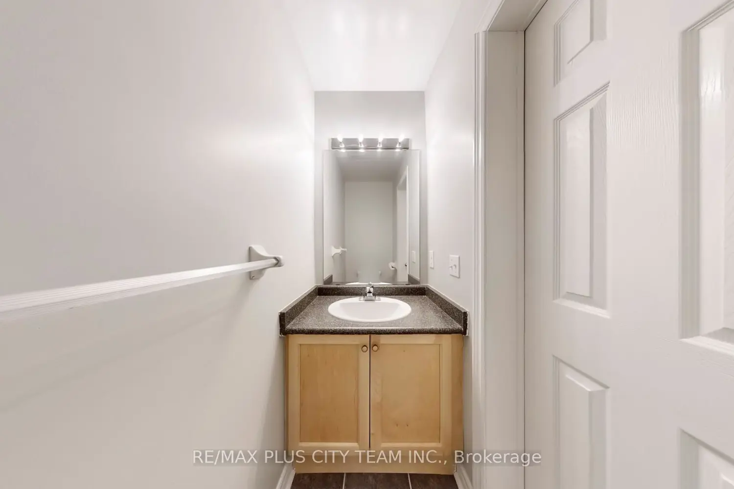 Additional image 4 of 4 Slessor Lane