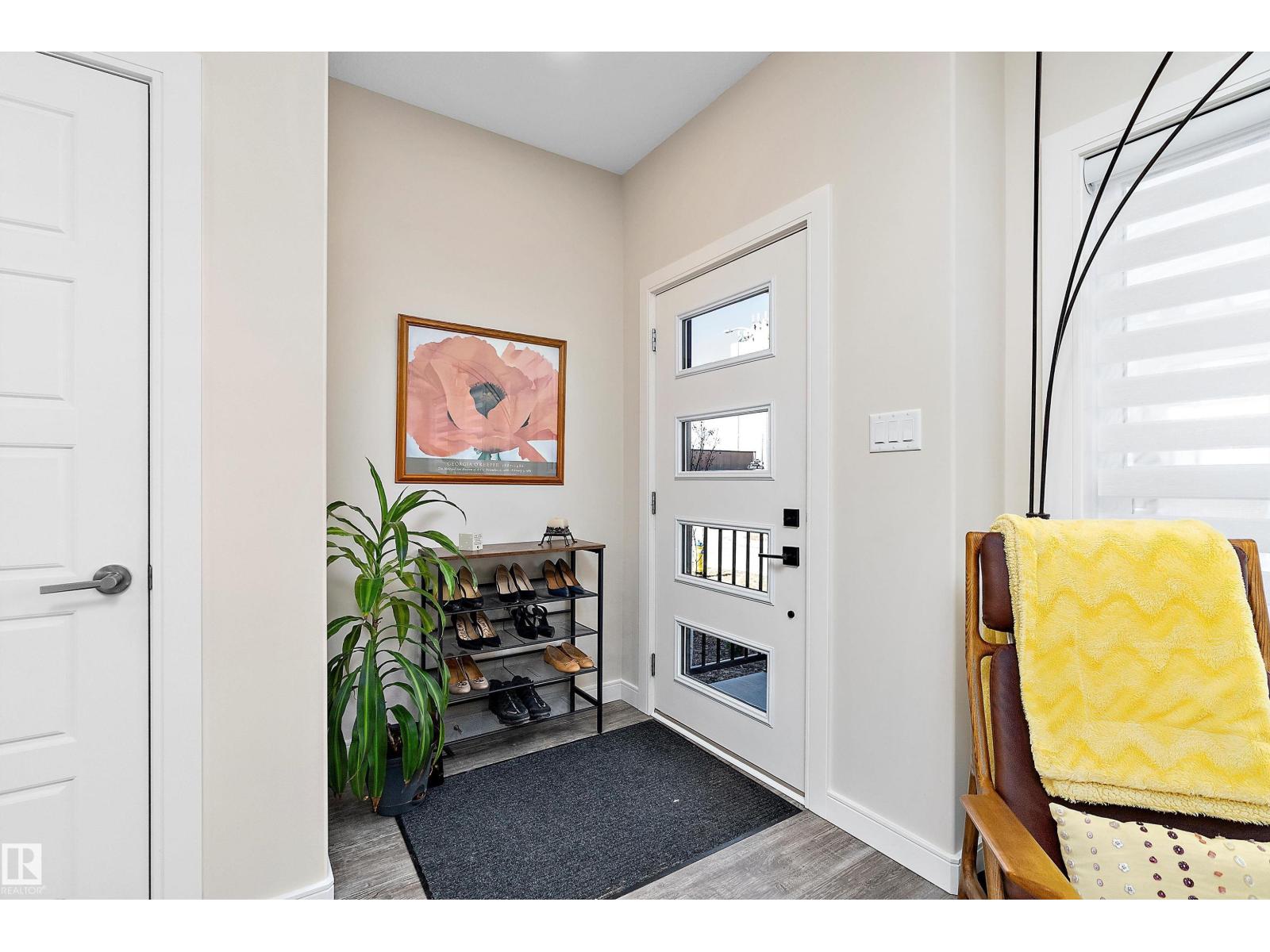 Additional image 2 of 7819 Yorke Road NW, Edmonton, AB, T5G2R6