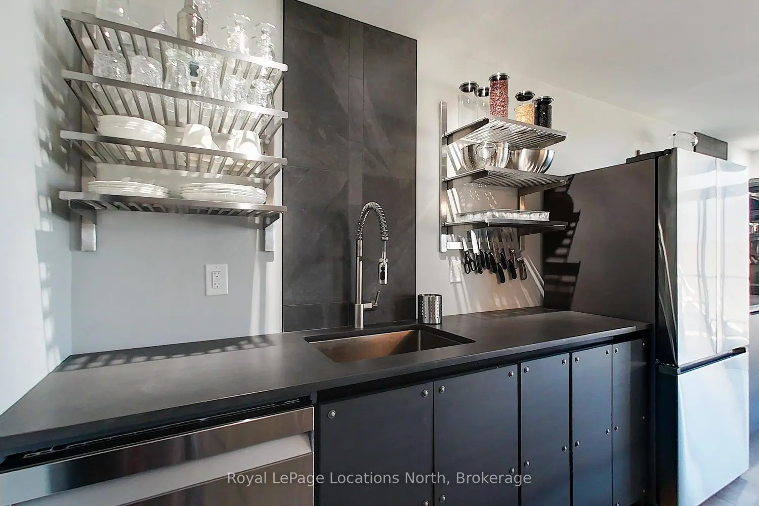 Additional image 9 of 1 Shipyard Lane 303