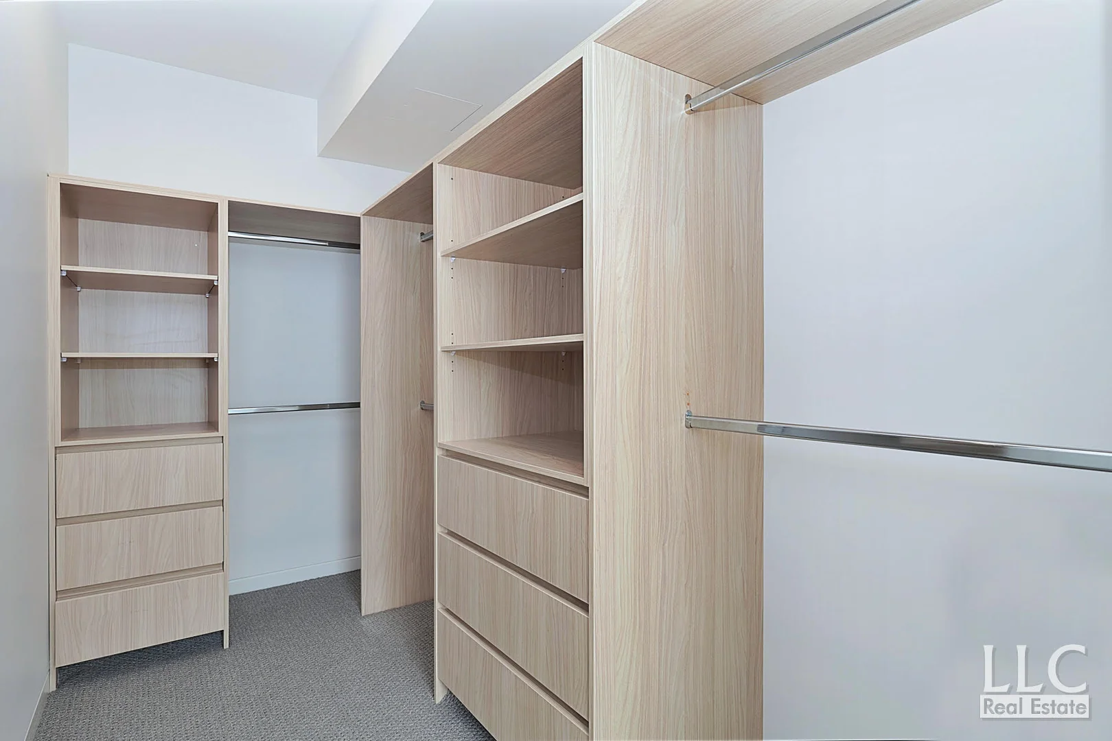 Additional image 8 of 1&2/2 Grail Court, Glen Waverley VIC 3150