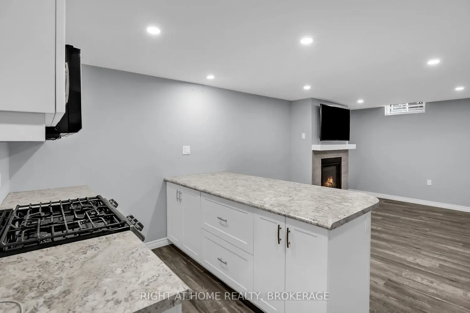 Additional image 11 of 4423 Dennis Avenue