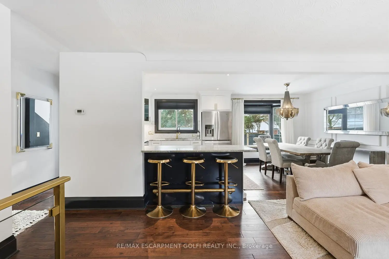 Additional image 2 of 13 Upper Canada Drive