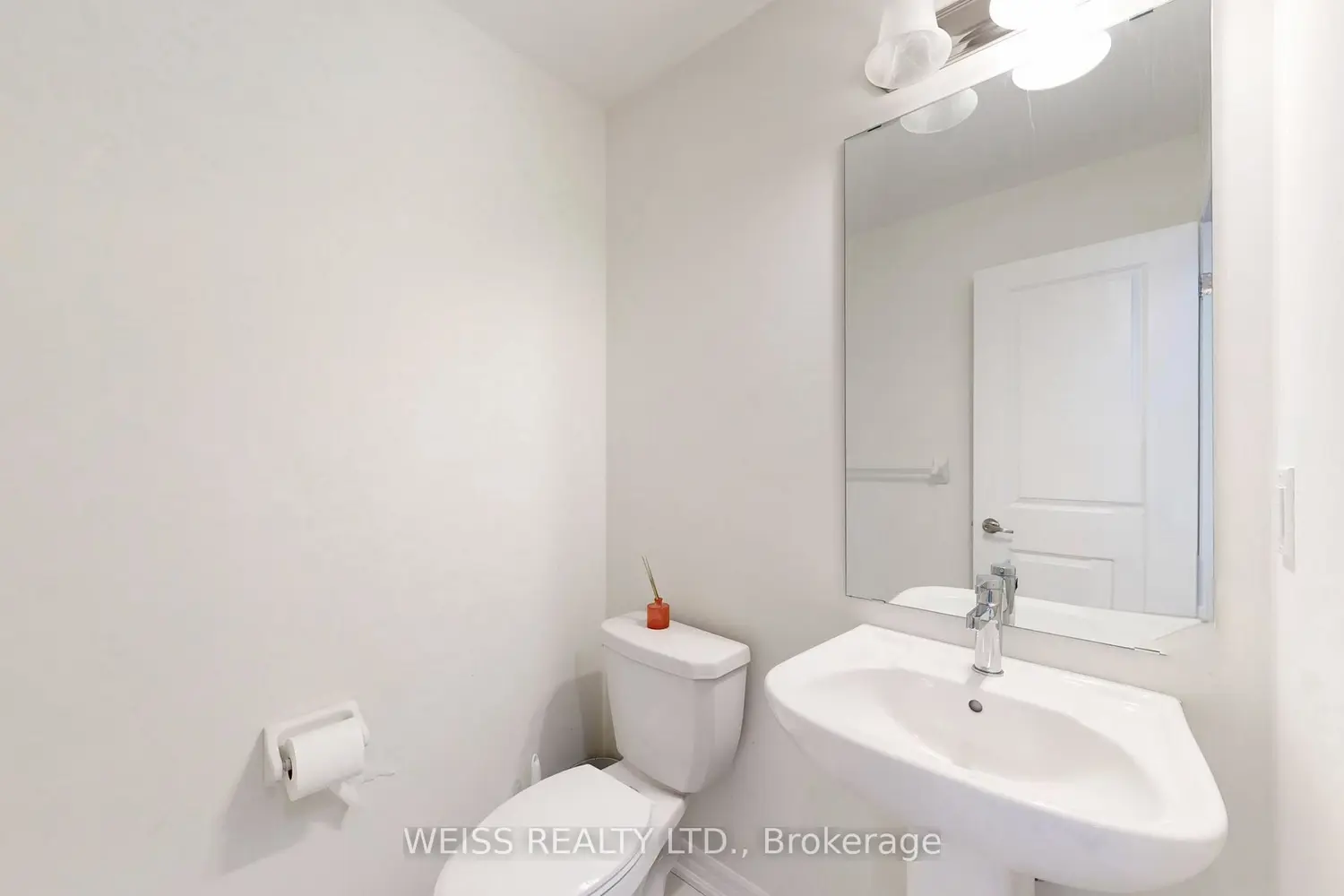 Additional image 10 of 6729 Thickson Road