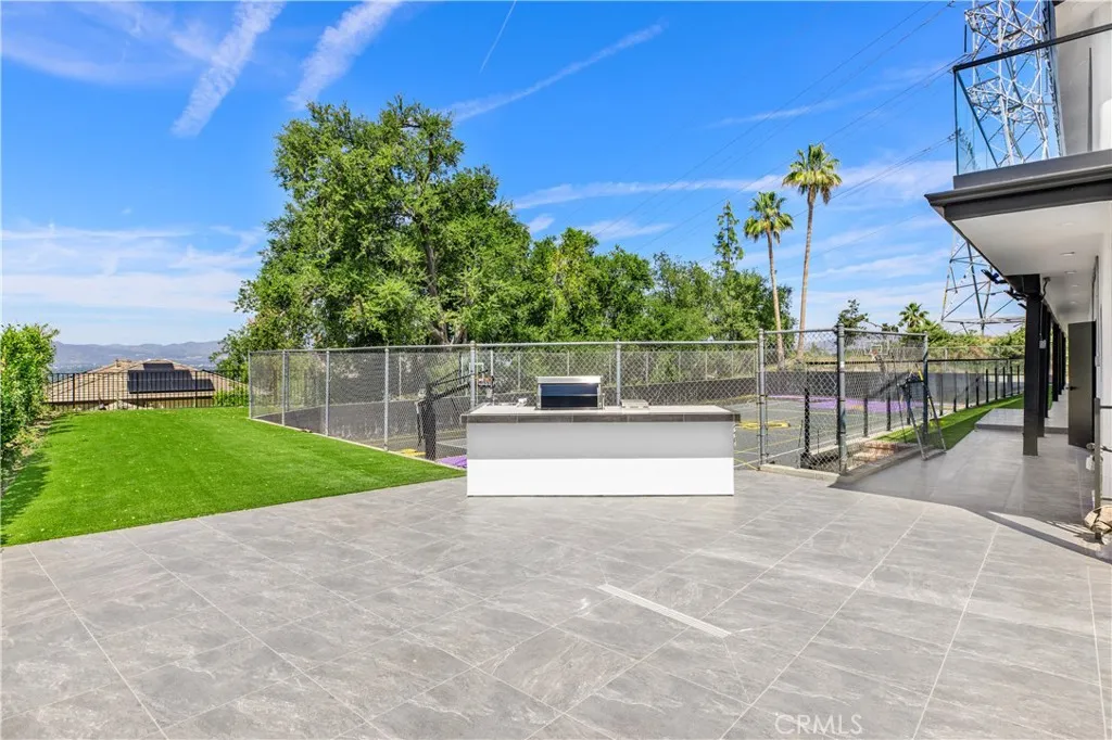 Additional image 120 of 18827 Edleen Drive, Tarzana, CA 91356