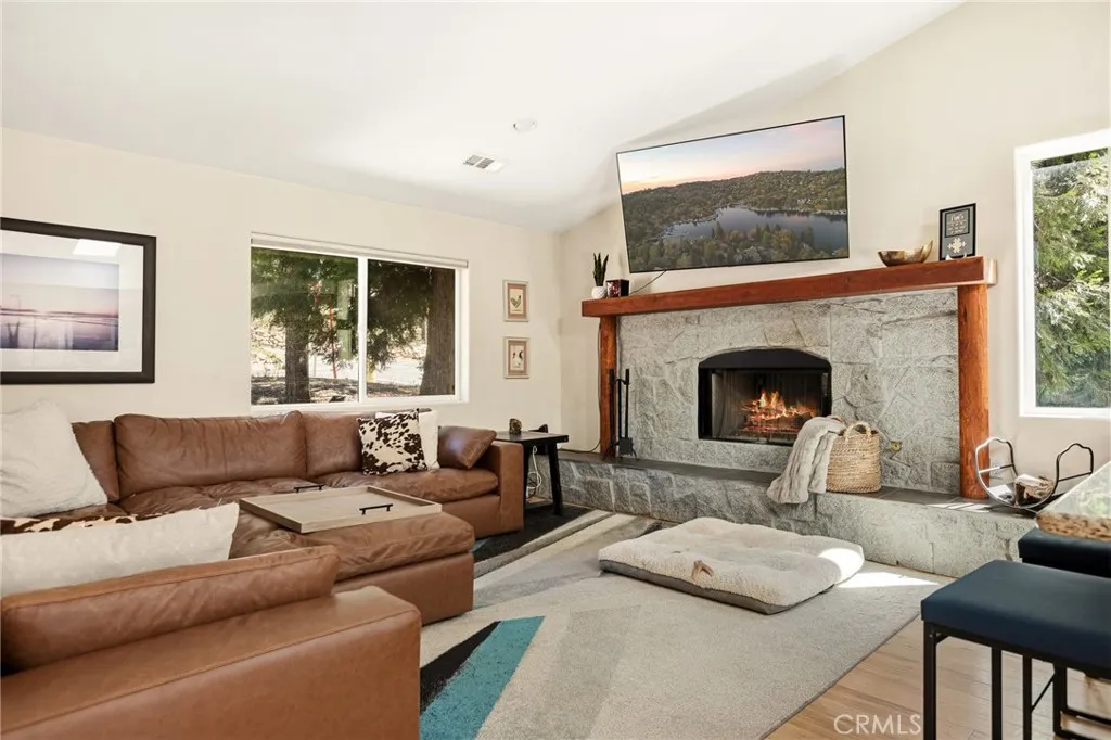 Additional image 5 of 434 Klamath Drive, Lake Arrowhead, CA 92352