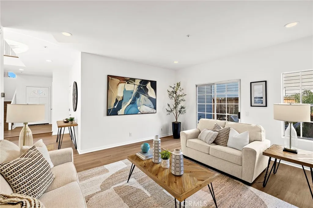 Additional image 31 of 2563 Orange Avenue Unit C, Costa Mesa, CA 92627