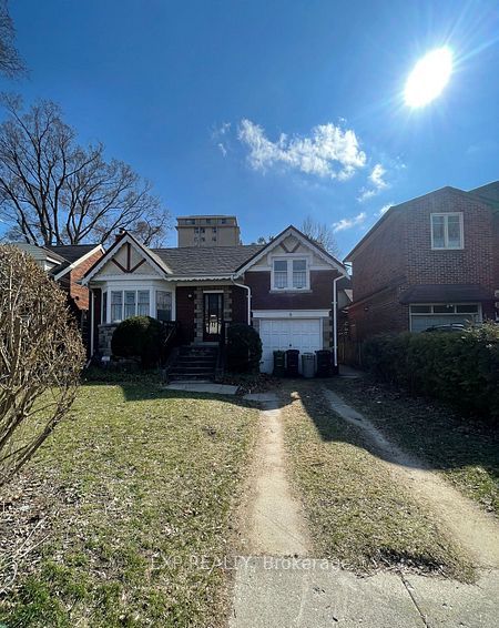 Bsmt-8 Hillside Drive, Toronto, ON, M4K 2M2