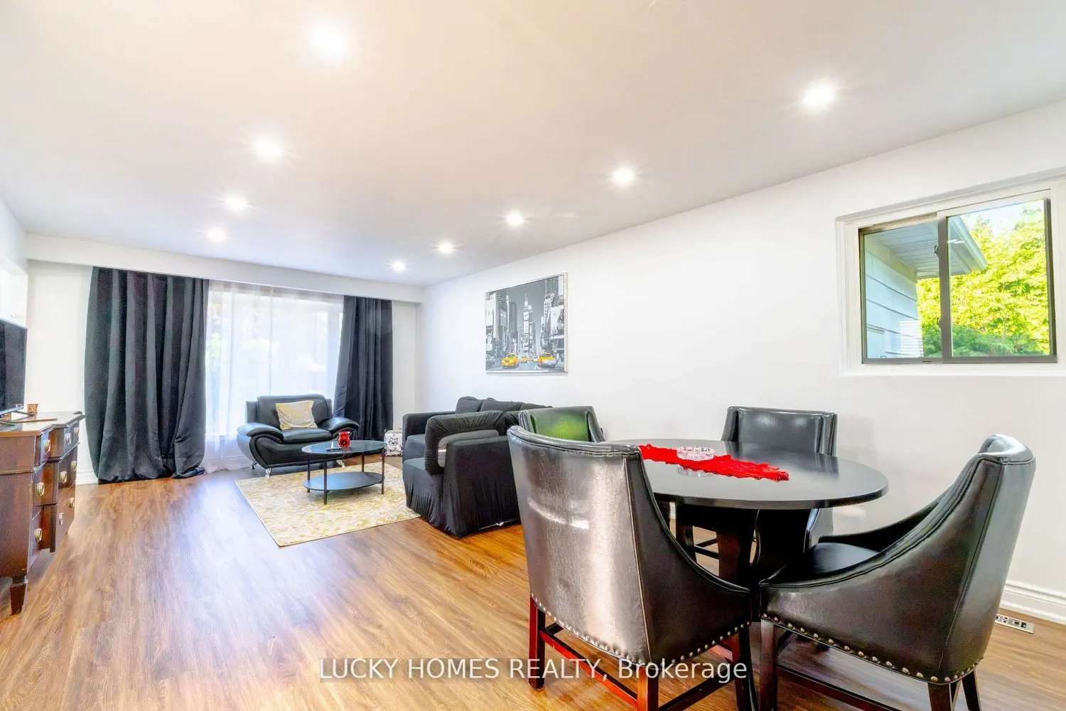 Additional image 4 of 33 Vanstone Court
