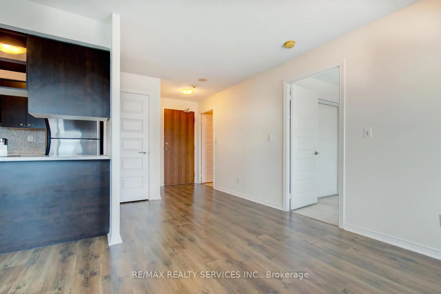 Additional image 8 of 215 Queen Street 1103