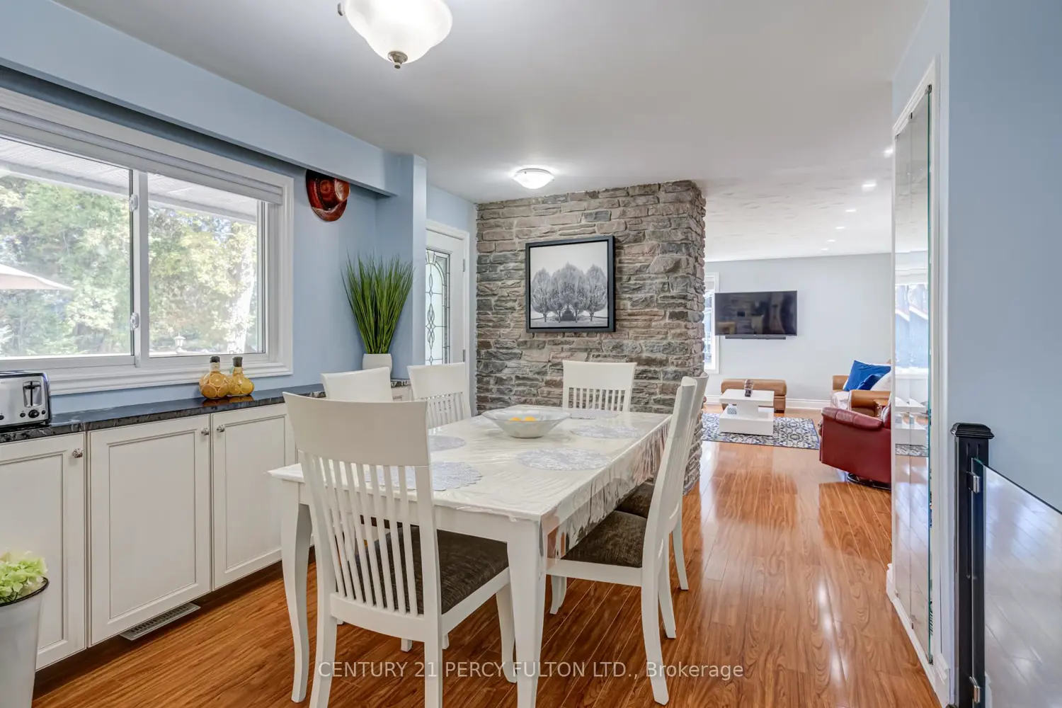 Additional image 11 of 15166 Highway 118