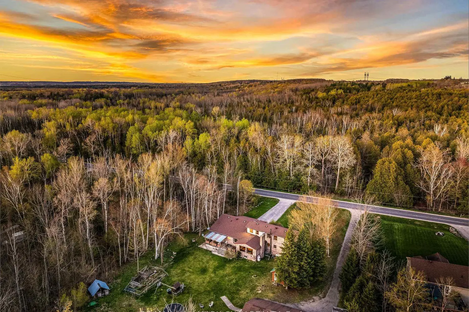 Additional image 19 of 7950 8Th Line